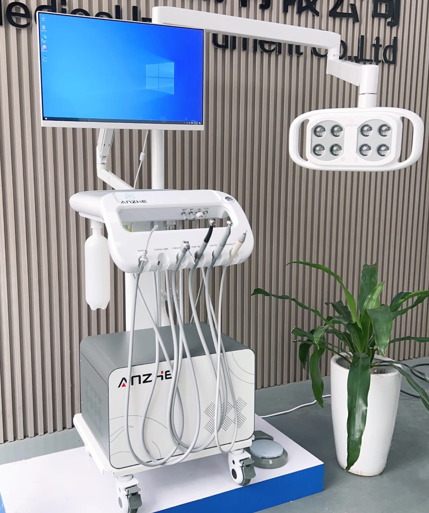 Advanced Mobile Veterinary Dental Unit