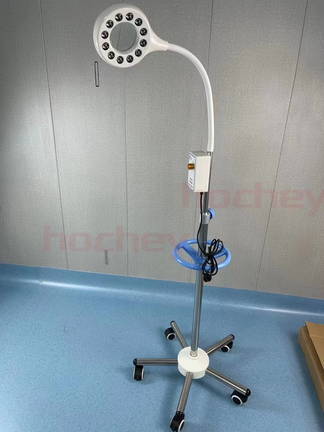 9-LED Floor Exam Light