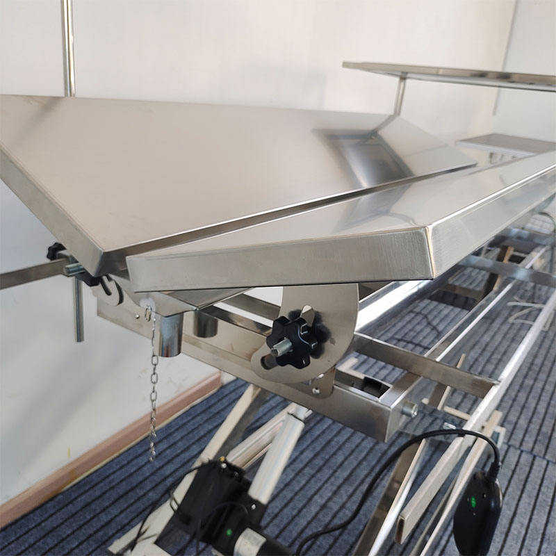 Electric Lift & Tilt, manual V top surgery table